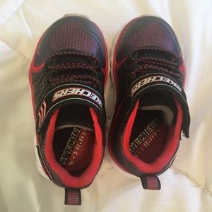 Skechers S light light up sneakers